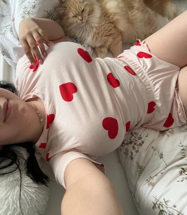 GUESS YOU NEED A SWEET WOMAN WITH CLEAN PUSSY AND TITS💋420 FRIENDLY 💝,READY TO FUCK HARDER . I’M REB BECCA POSSES CLEAN P**** - Image 2